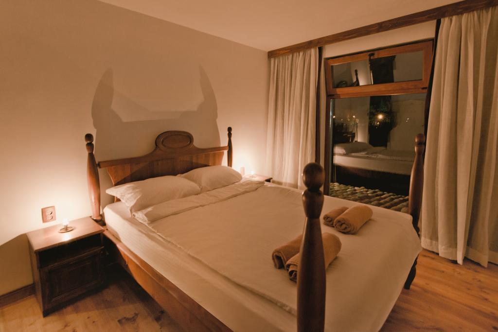 The Lion'S Residence Veliko Turnovo Bagian luar foto